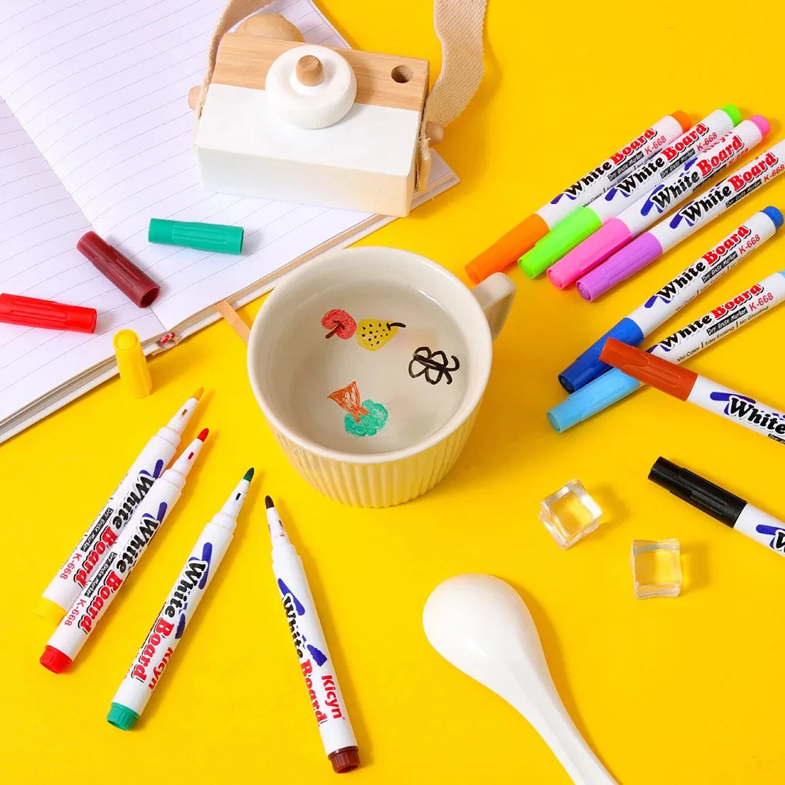 Bolígrafo flotante de agua, bolígrafos de tinta mágica con cuchara, pintura al agua de Color flotante, tiza artística, juego de dibujo de grafiti para niños