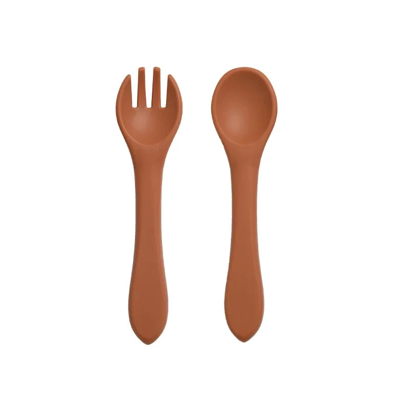 Juego de 2 unidades de tenedor cuchara de entrenamiento de bebé de silicona suave sin BPA, vajilla antideslizante de seguridad para niños, accesorios de alimentación para niños pequeños