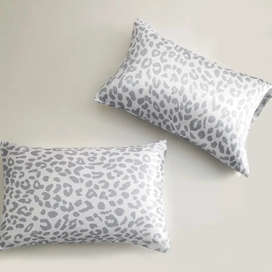 Funda de almohada de satén para pelo y piel, juego de 2 fundas de almohada con estampado de leopardo gris, fundas de almohada de satén de seda con cierre de sobre