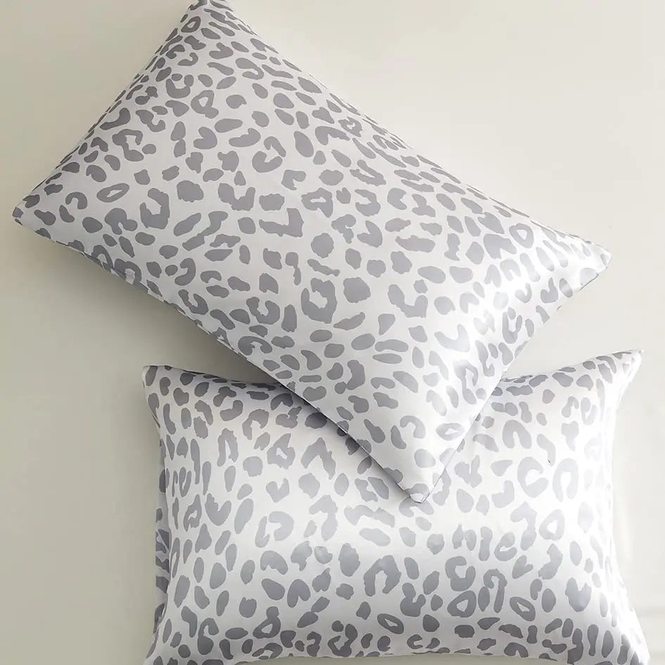 Funda de almohada de satén para pelo y piel, juego de 2 fundas de almohada con estampado de leopardo gris, fundas de almohada de satén de seda con cierre de sobre